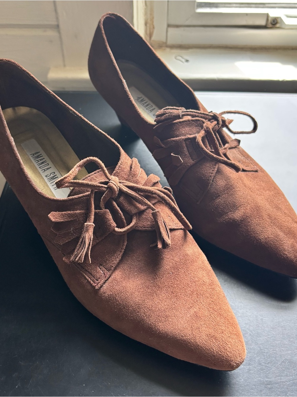 Vintage Amanda Smith Pointed Toe Kitten Heel Brown Suede Oxfords Size 10M